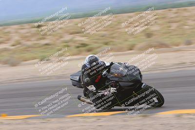 media/Sep-10-2023-SoCal Trackdays (Sun) [[6b4faecef6]]/Turn 4 Inside (925am)/